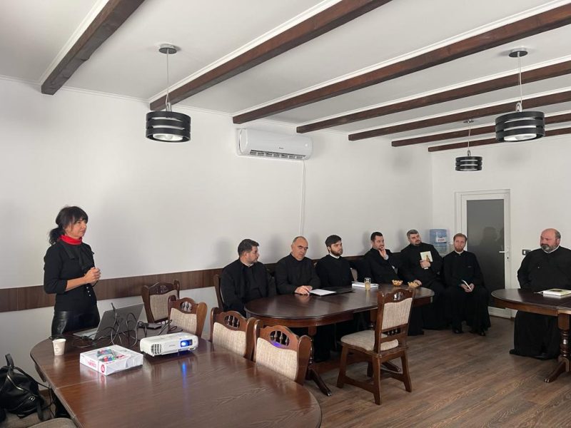 Sesiune de formare în Protoieria Bacău