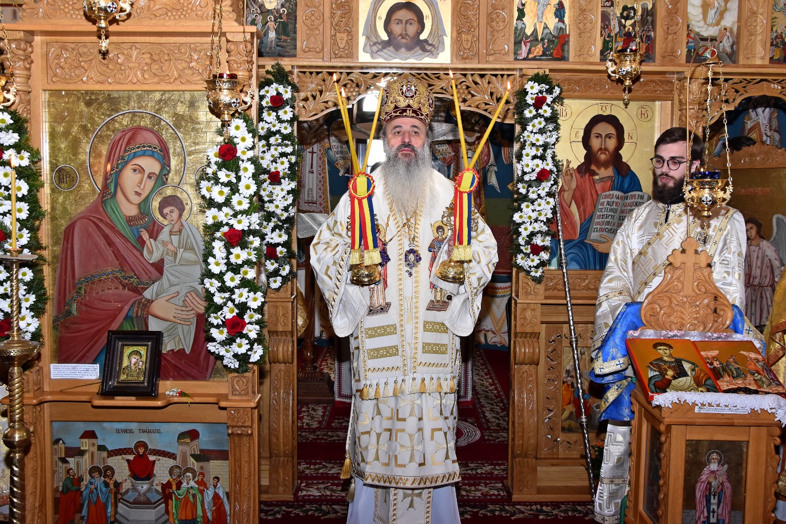 Părintele Mitropolit Teofan a botezat cel de-al șaselea prunc al familiei preotului Istrate