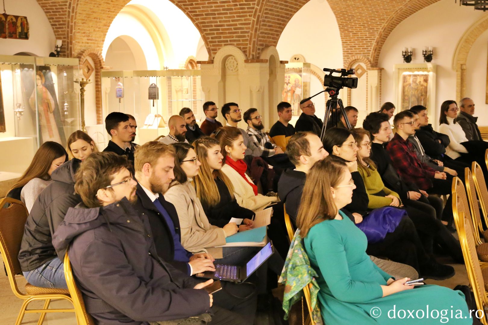 Conferință despre un titan al bioeticii creștine, la Muzeul Mitropolitan din Iași