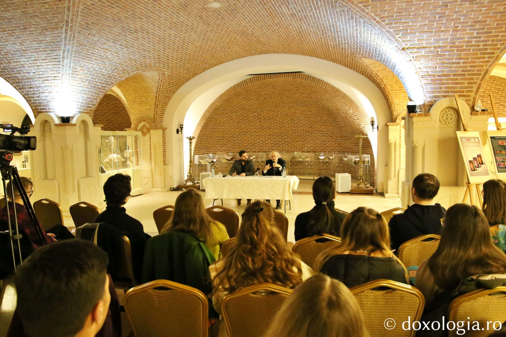 Conferință despre un titan al bioeticii creștine, la Muzeul Mitropolitan din Iași