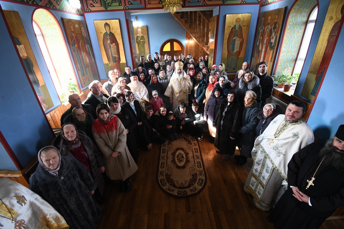 Liturghie arhierească în Parohia Fetești-Edineț