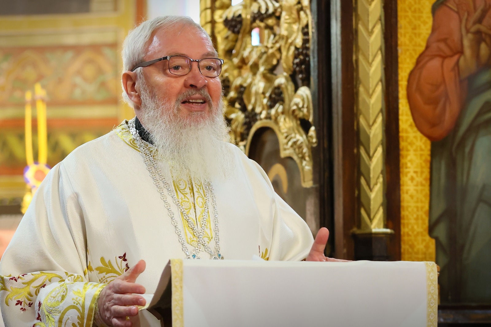 (Video) Mitropolitul Andrei: „Ideal împlinit” | Predică la Praznicul Întâmpinării Domnului