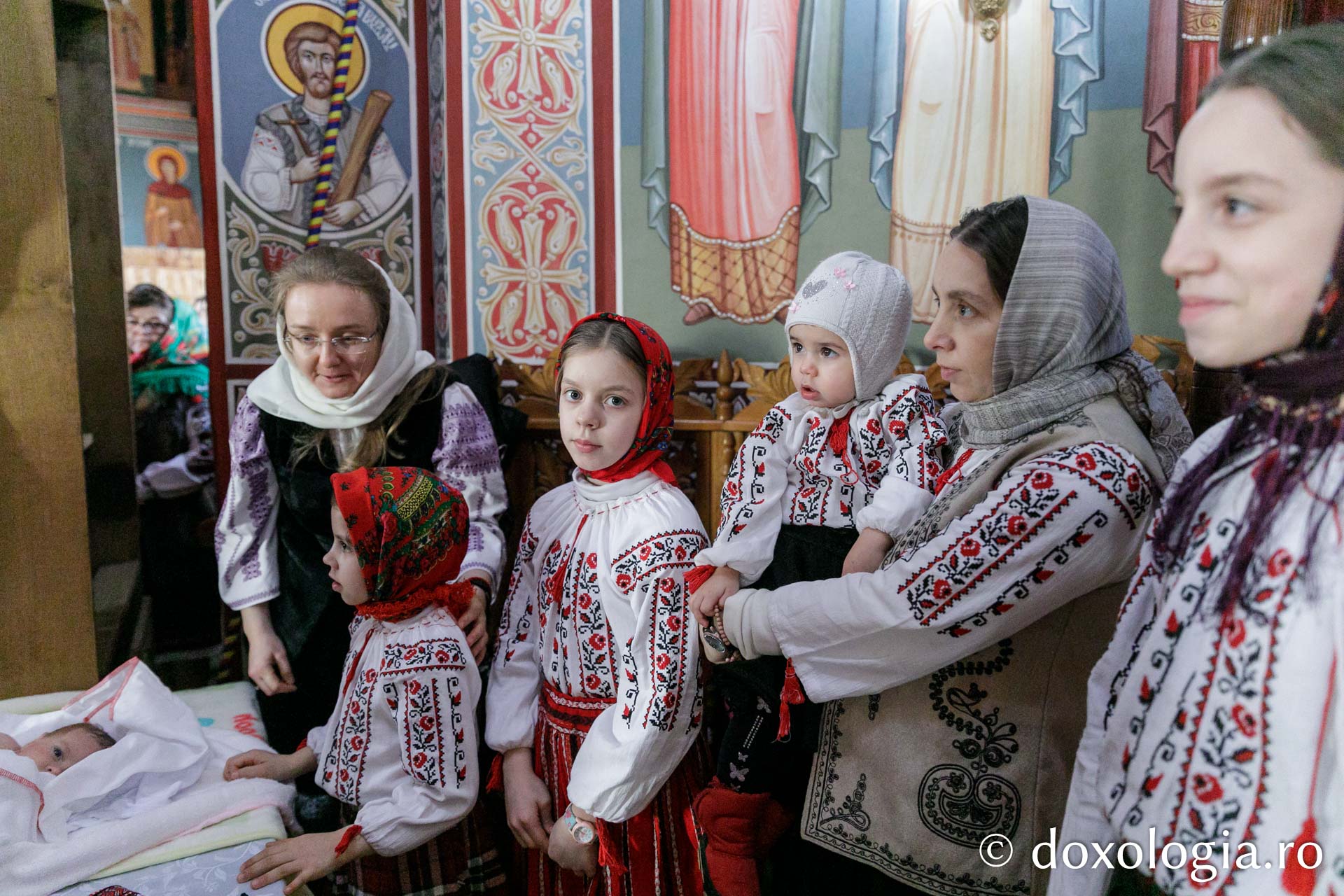 Cel de-al nouălea copil al preotului de la Parohia Frenciugi a fost botezat de PS Antonie