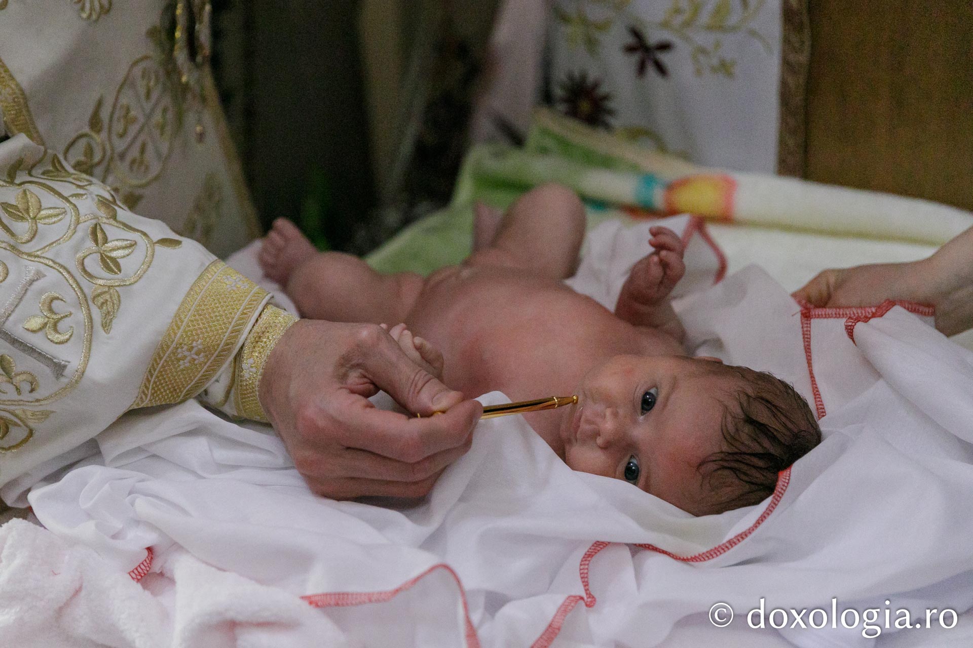 Cel de-al nouălea copil al preotului de la Parohia Frenciugi a fost botezat de PS Antonie