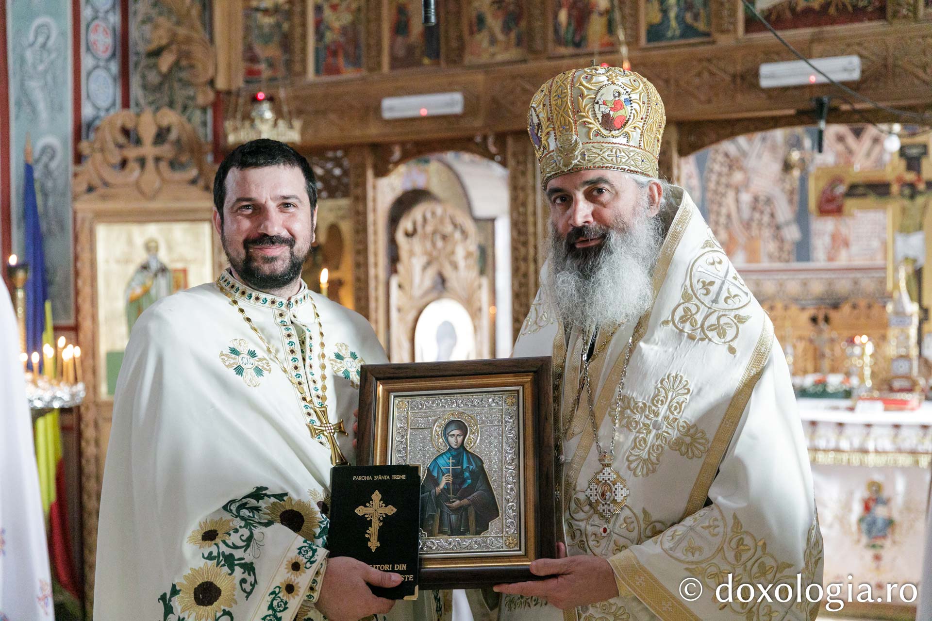 Cel de-al nouălea copil al preotului de la Parohia Frenciugi a fost botezat de PS Antonie