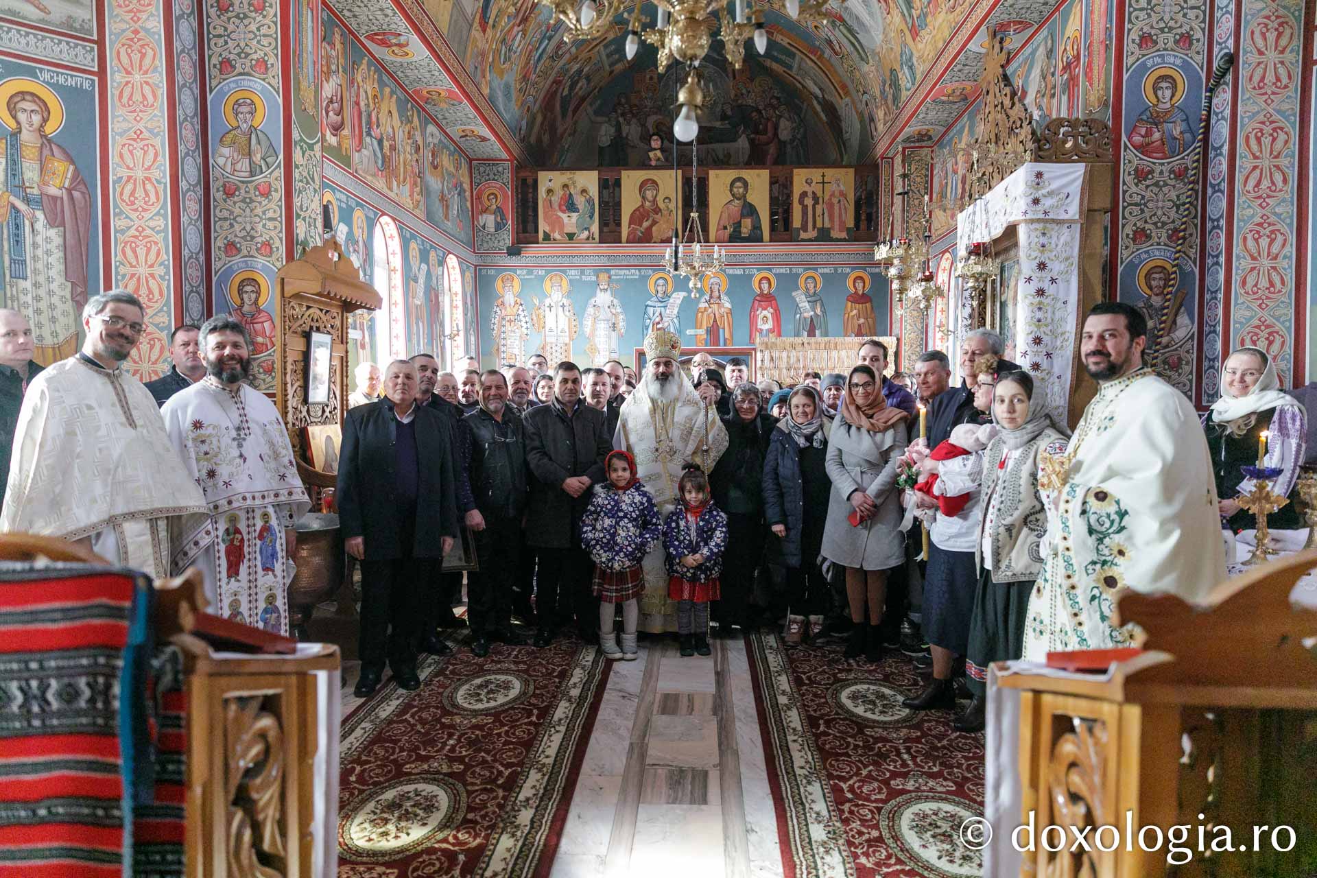 Cel de-al nouălea copil al preotului de la Parohia Frenciugi a fost botezat de PS Antonie