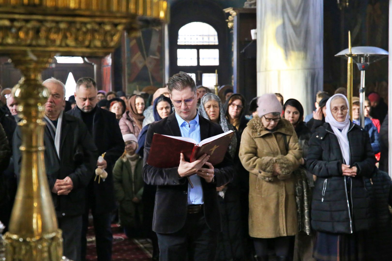 Slujbă arhierească la Biserica „Sfinții Apostoli Petru și Pavel” Bărboi