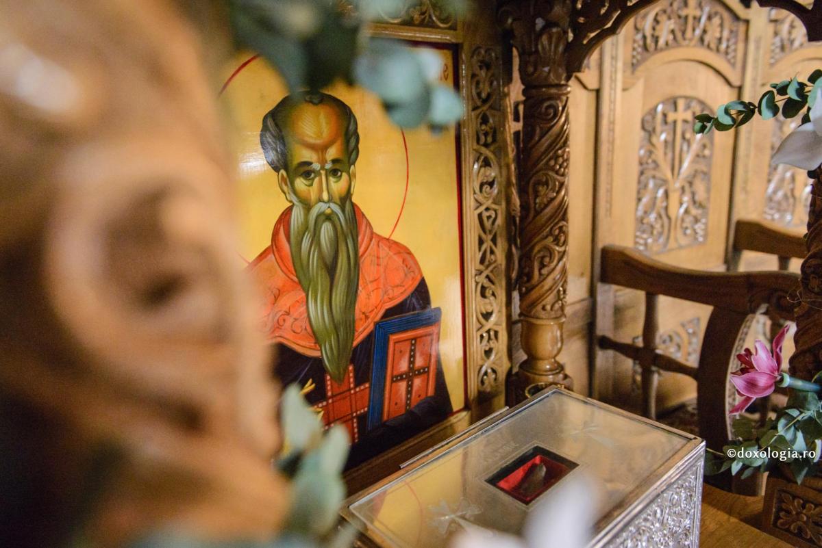 Despre ierarhul mucenic Haralambie: pe cât de lungă i-a fost viața, pe atât și mila / Foto: Oana Nechifor icoana Sfântului Haralambie