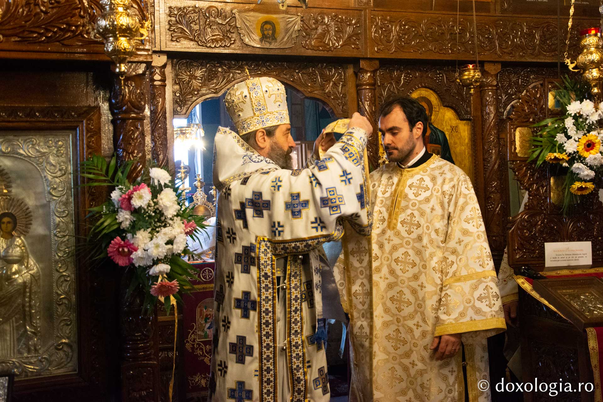 Slujire arhierească la Tătăruși-Uda: Parohia are, începând de astăzi, un nou preot paroh