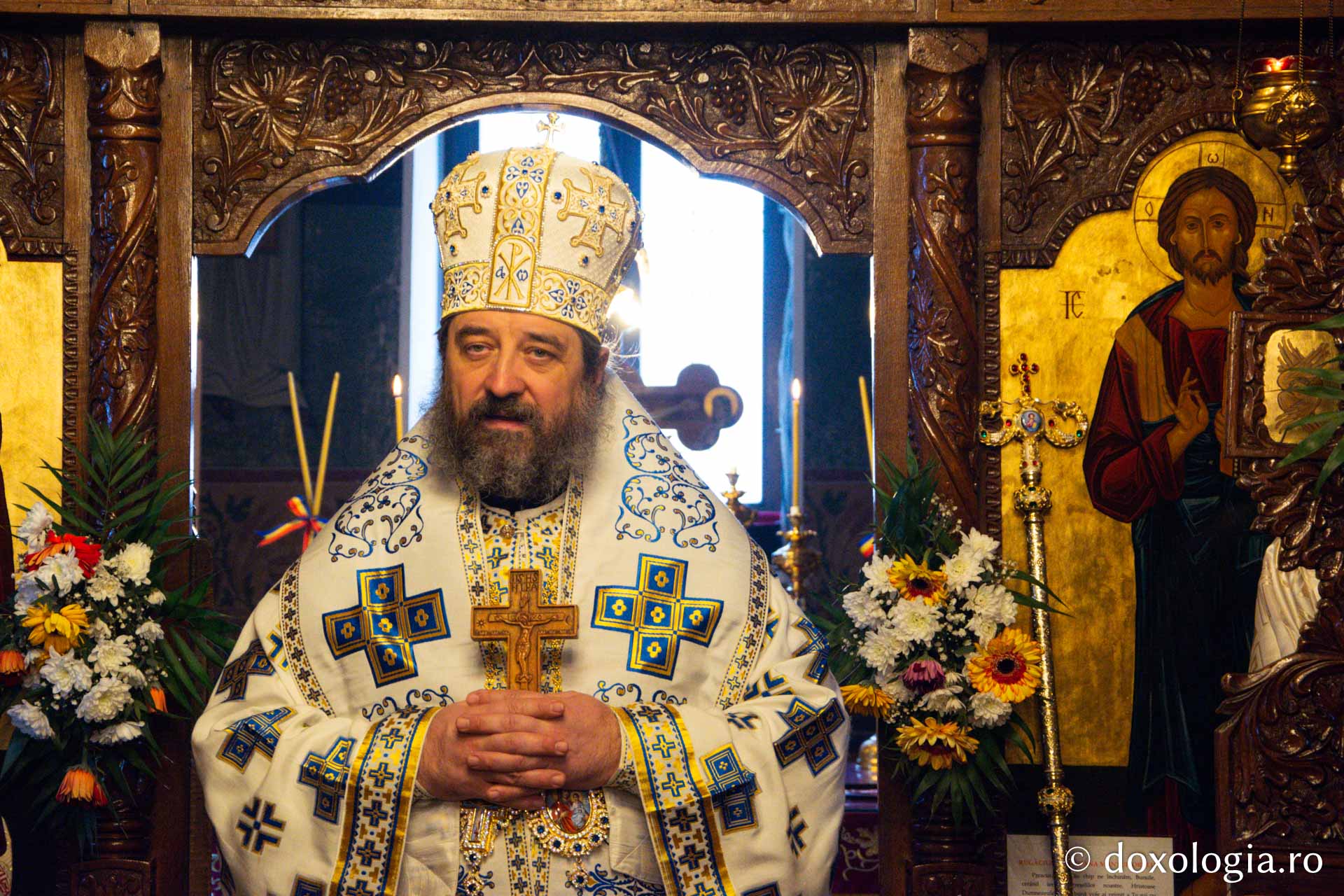 Slujire arhierească la Tătăruși-Uda: Parohia are, începând de astăzi, un nou preot paroh