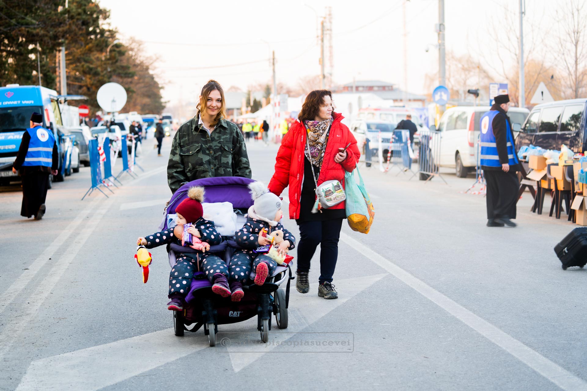 Sprijinul oferit de Arhiepiscopia Sucevei și Rădăuților celor afectați de războiul din Ucraina