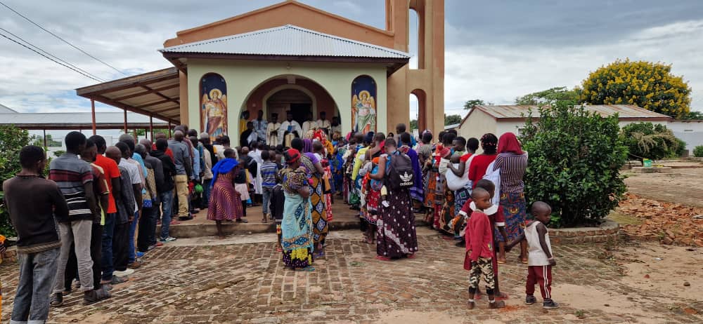 149 de botezuri în cadrul Centrului Misionar din Kidamali