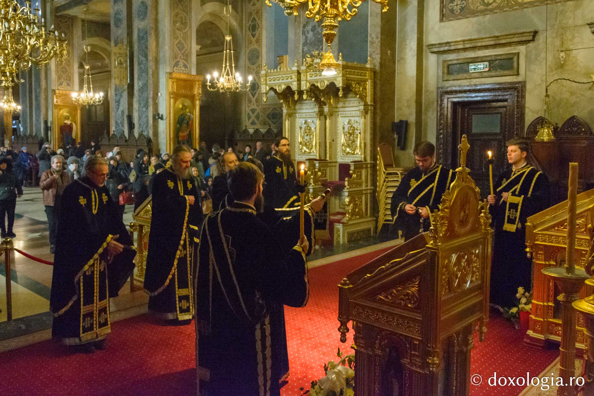 Prima Sfântă Liturghie a Darurilor din acest post, la Catedrala Mitropolitană din Iași