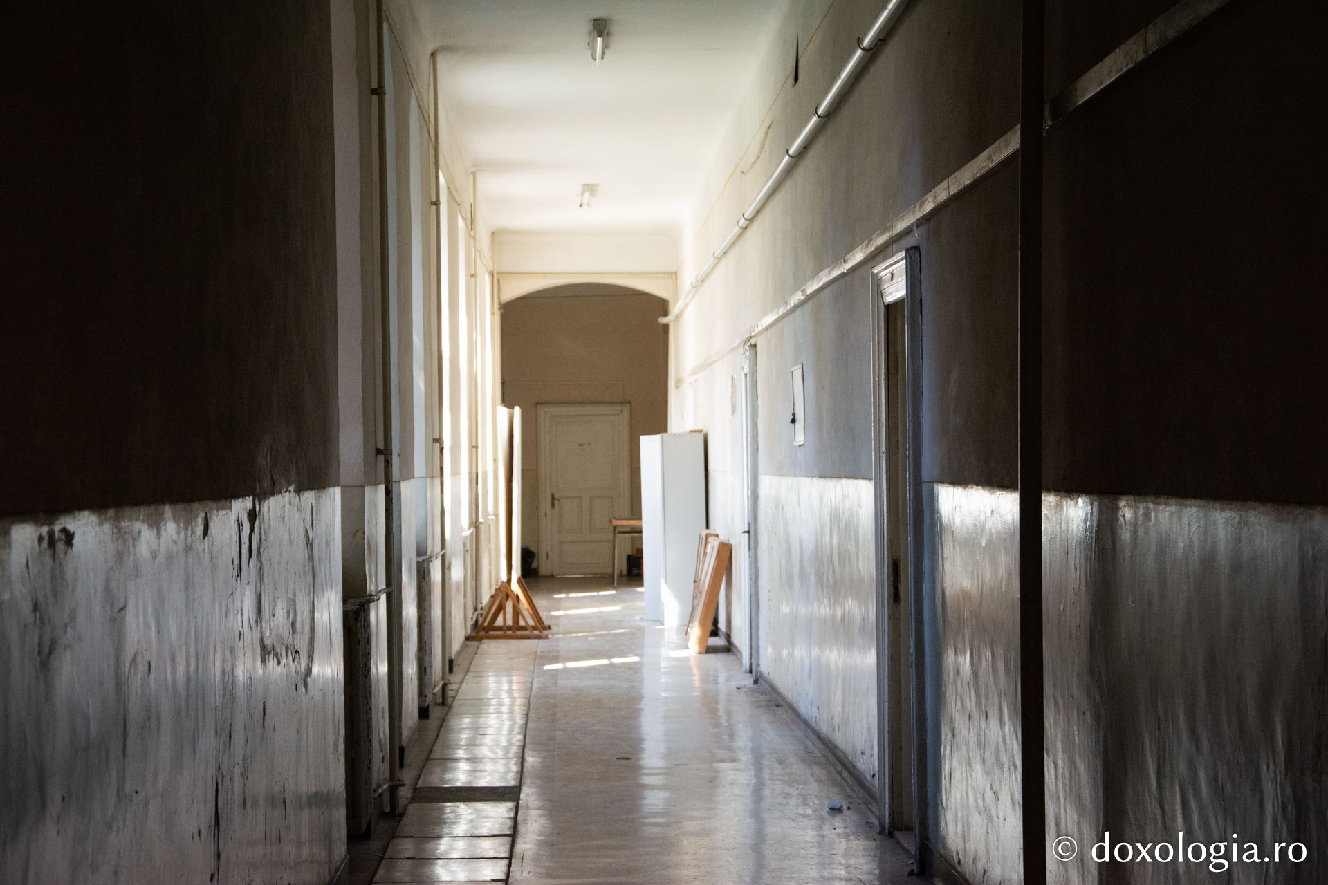 Foto: Mihail Vrăjitoru Clădirea Facultății de Teologie Ortodoxă „Dumitru Stăniloae” din Iași va fi renovată