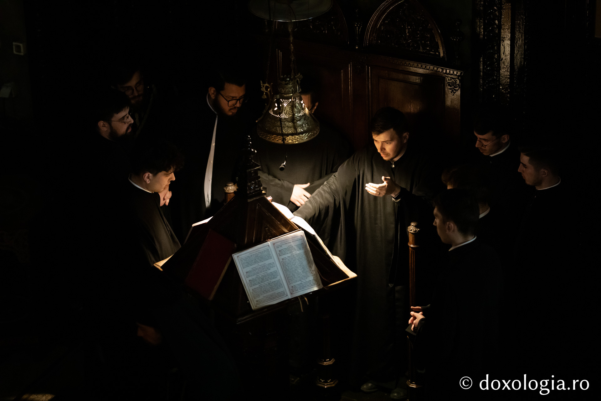 IPS Teofan a săvârșit prima Denie din acest post la Catedrala Mitropolitană din Iași