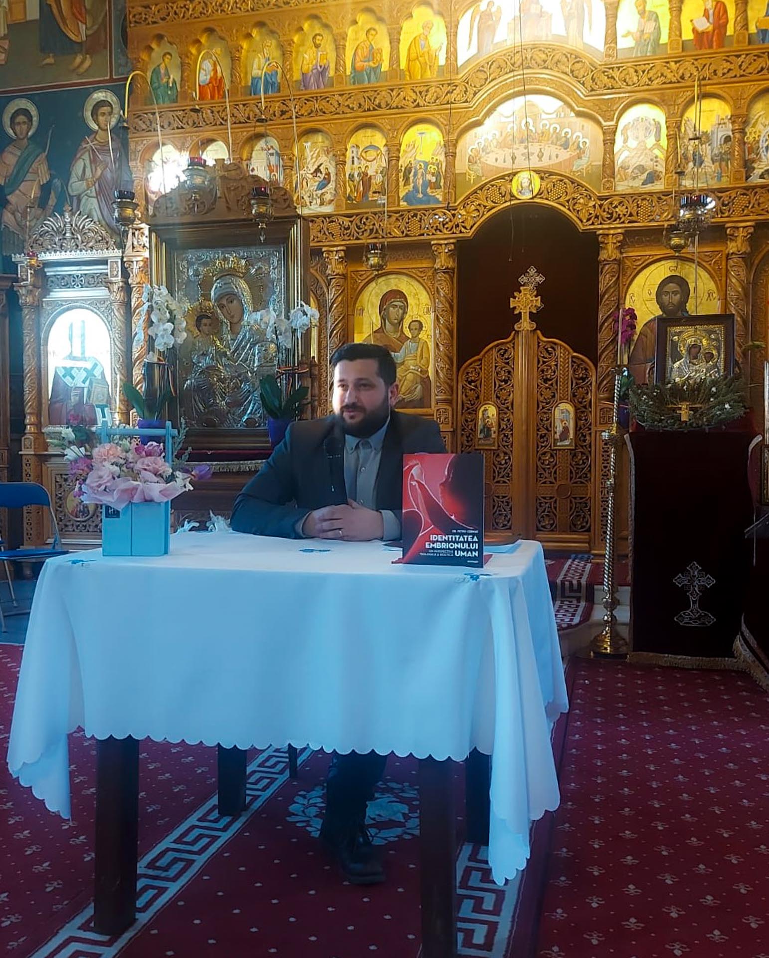 Conferință Pro Vita la Piatra Neamț: „Embrionul Uman – Darul vieții într-o cultură a morții”