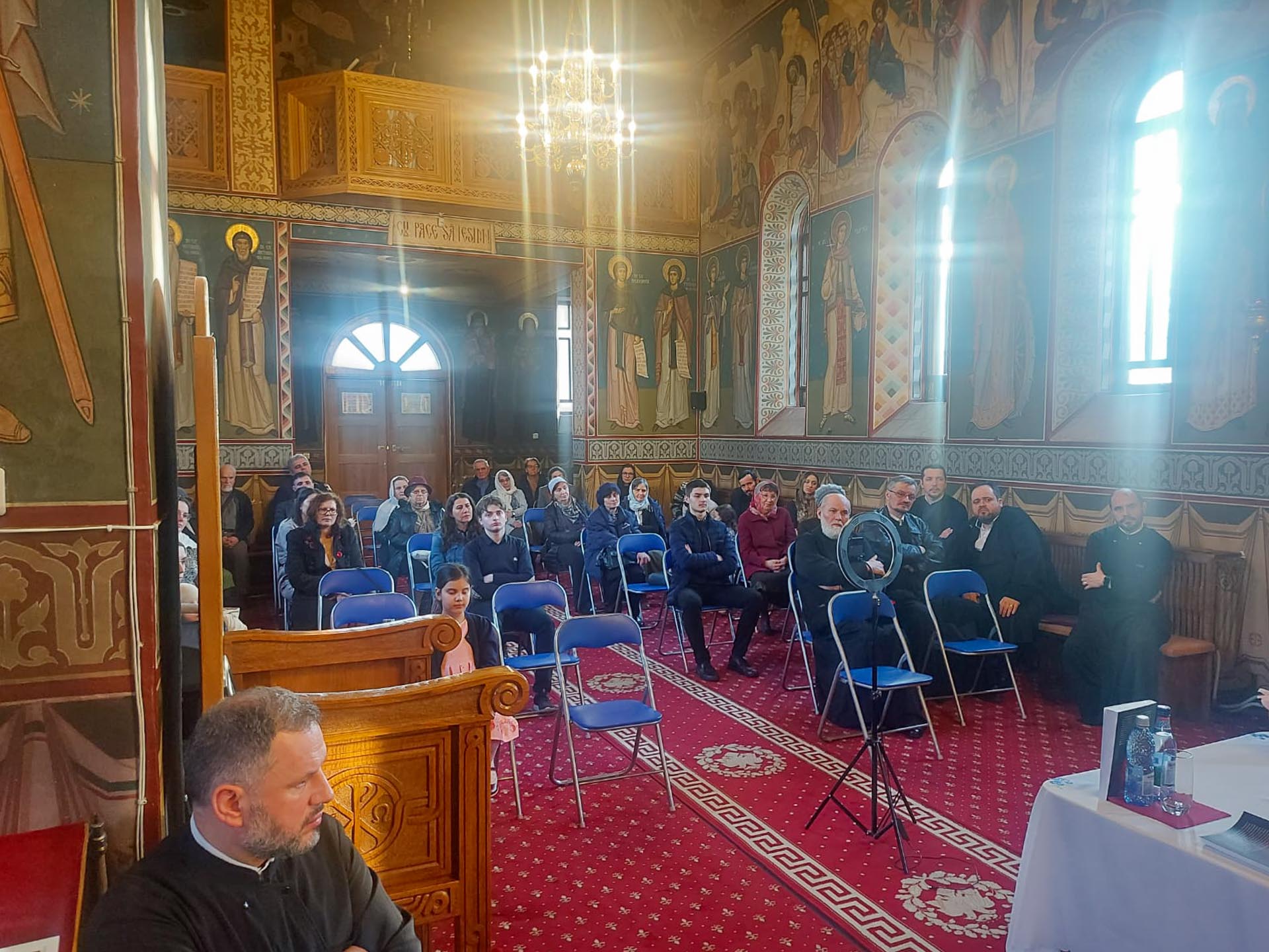 Conferință Pro Vita la Piatra Neamț: „Embrionul Uman – Darul vieții într-o cultură a morții”