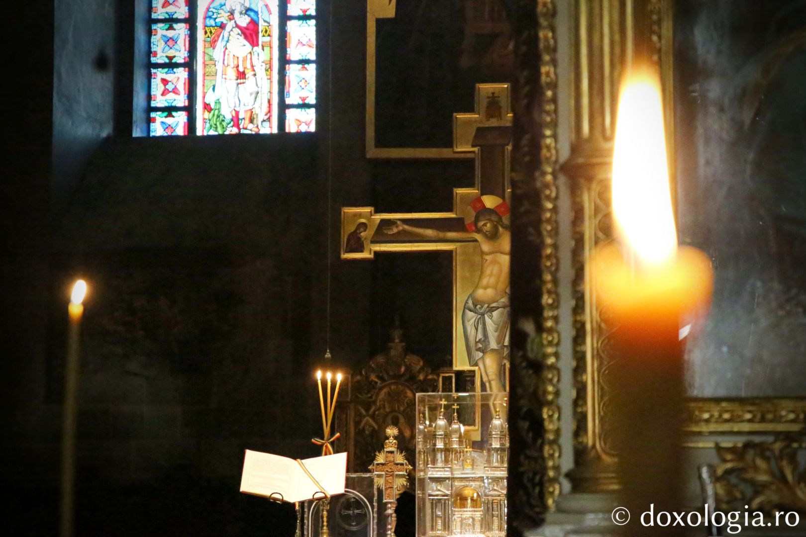 „Să ne întoarcem mintea și inima către Dumnezeu”, ne îndeamnă Părintele Mitropolit Teofan la începutul Postului Mare