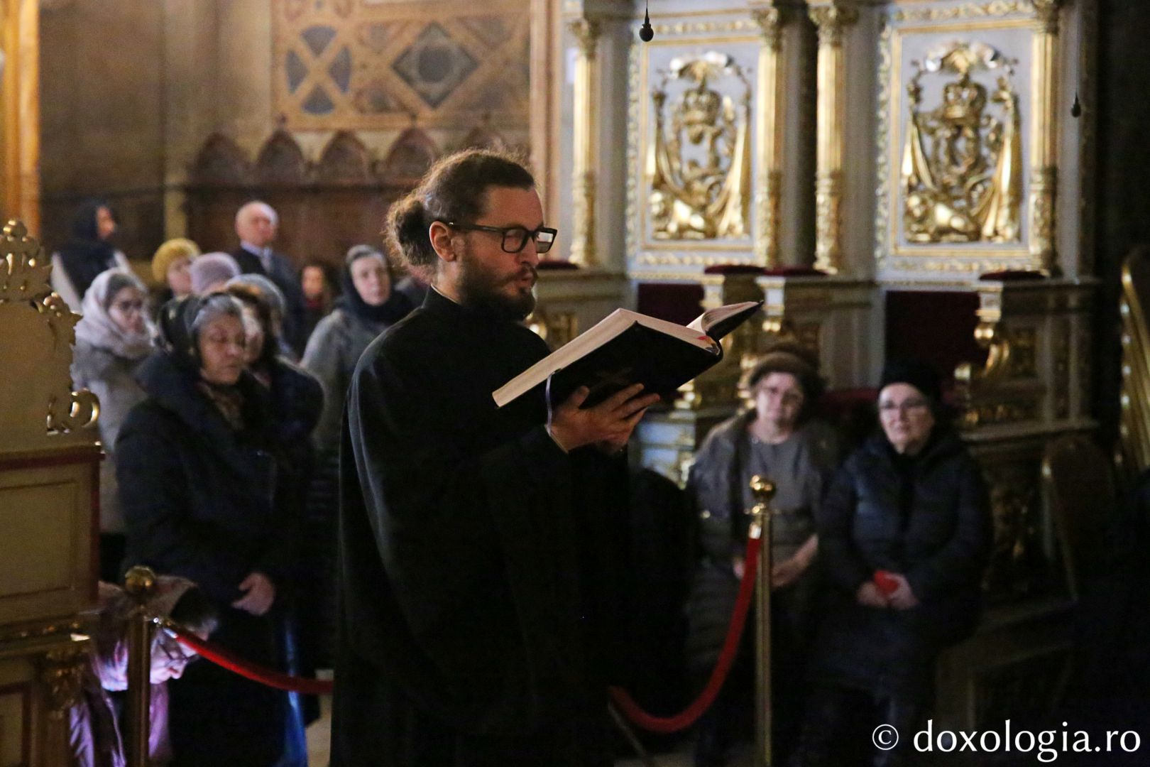 „Să ne întoarcem mintea și inima către Dumnezeu”, ne îndeamnă Părintele Mitropolit Teofan la începutul Postului Mare