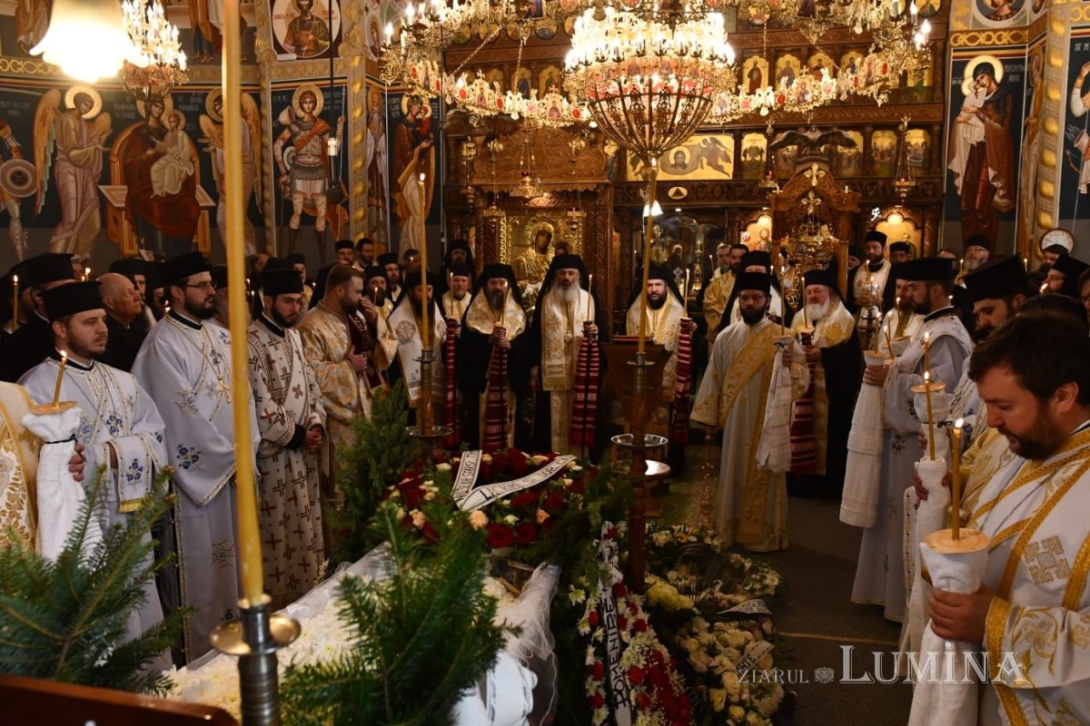 Mama Preasfințitului Părinte Timotei Prahoveanul a fost înmormântată în satul natal