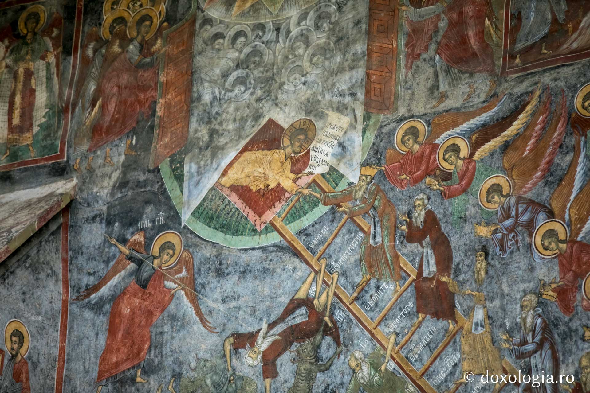 Maica Domnului, Scara Iubirii pe care oamenii urcă la Dumnezeu şi Dumnezeu coboară la oameni