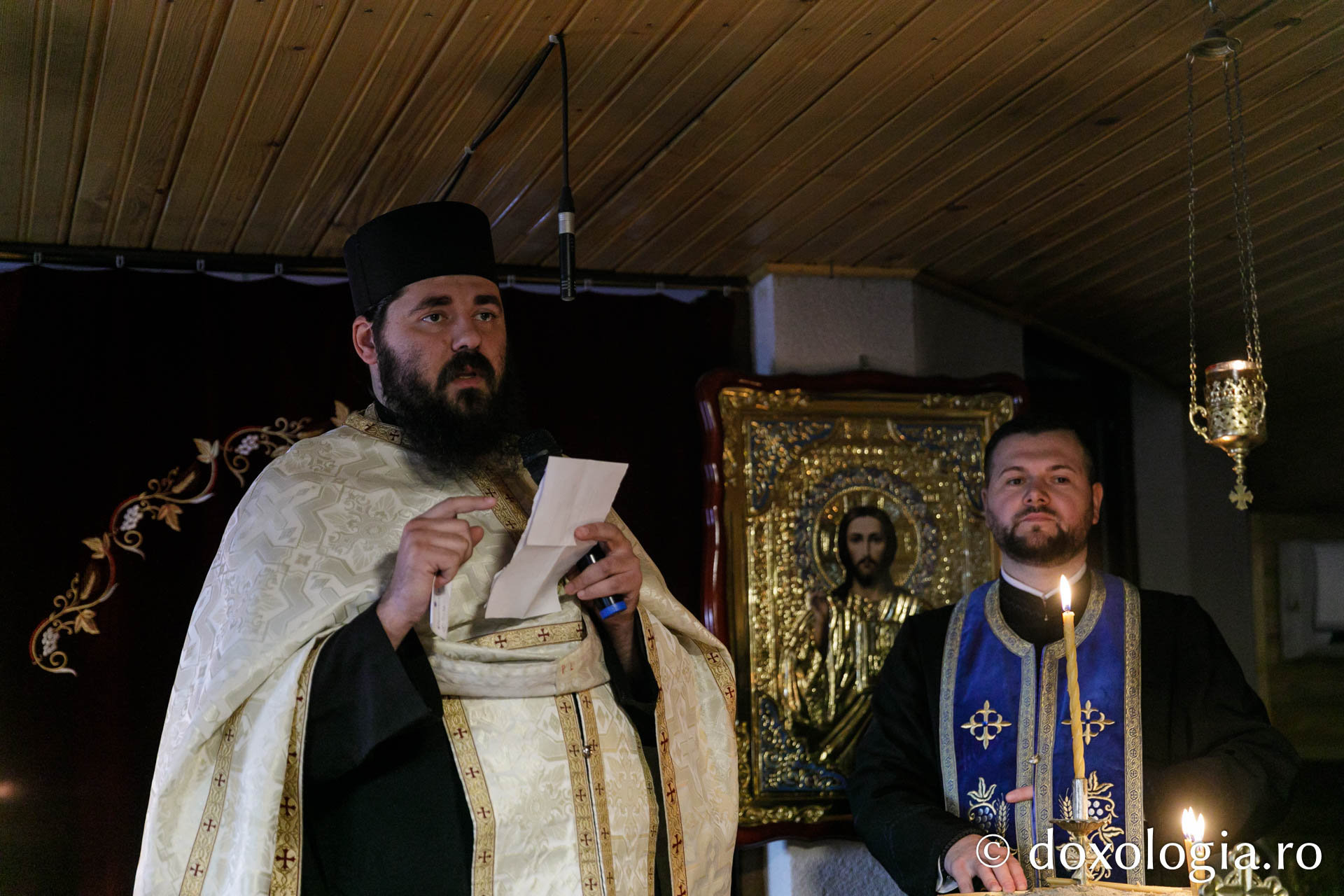 Seară duhovnicească la Parohia Voinești II