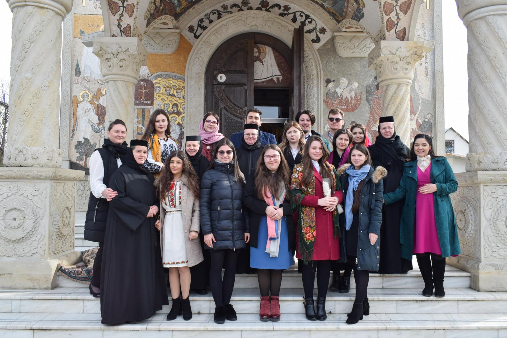 Slujbă de pomenire pentru toate mamele trecute la Domnul