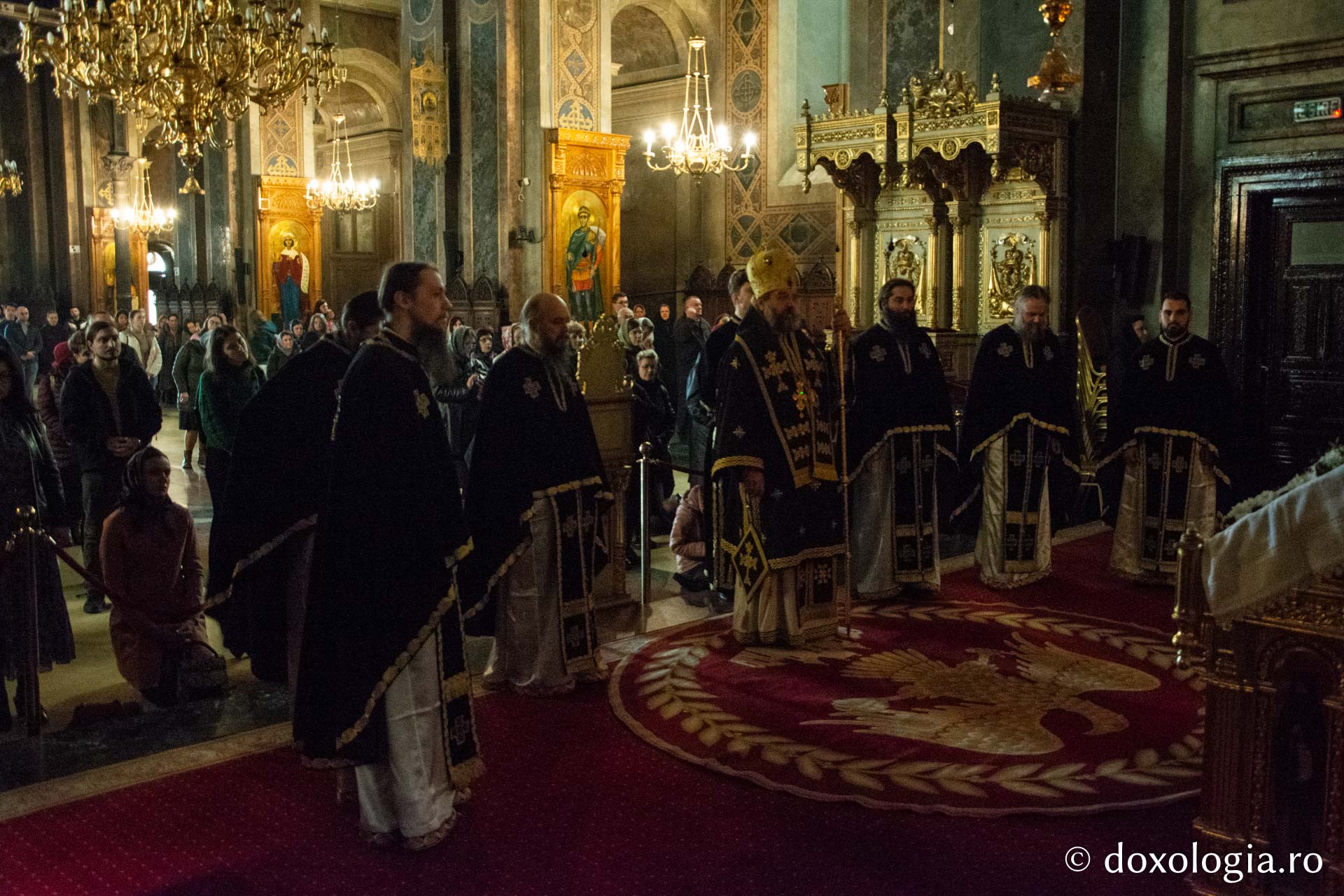 PS Nichifor, la Catedrala Mitropolitană din Iași: „Putem aduce armonie în lumea aceasta în măsură ce ne îndreptăm pe noi și ne schimbăm”