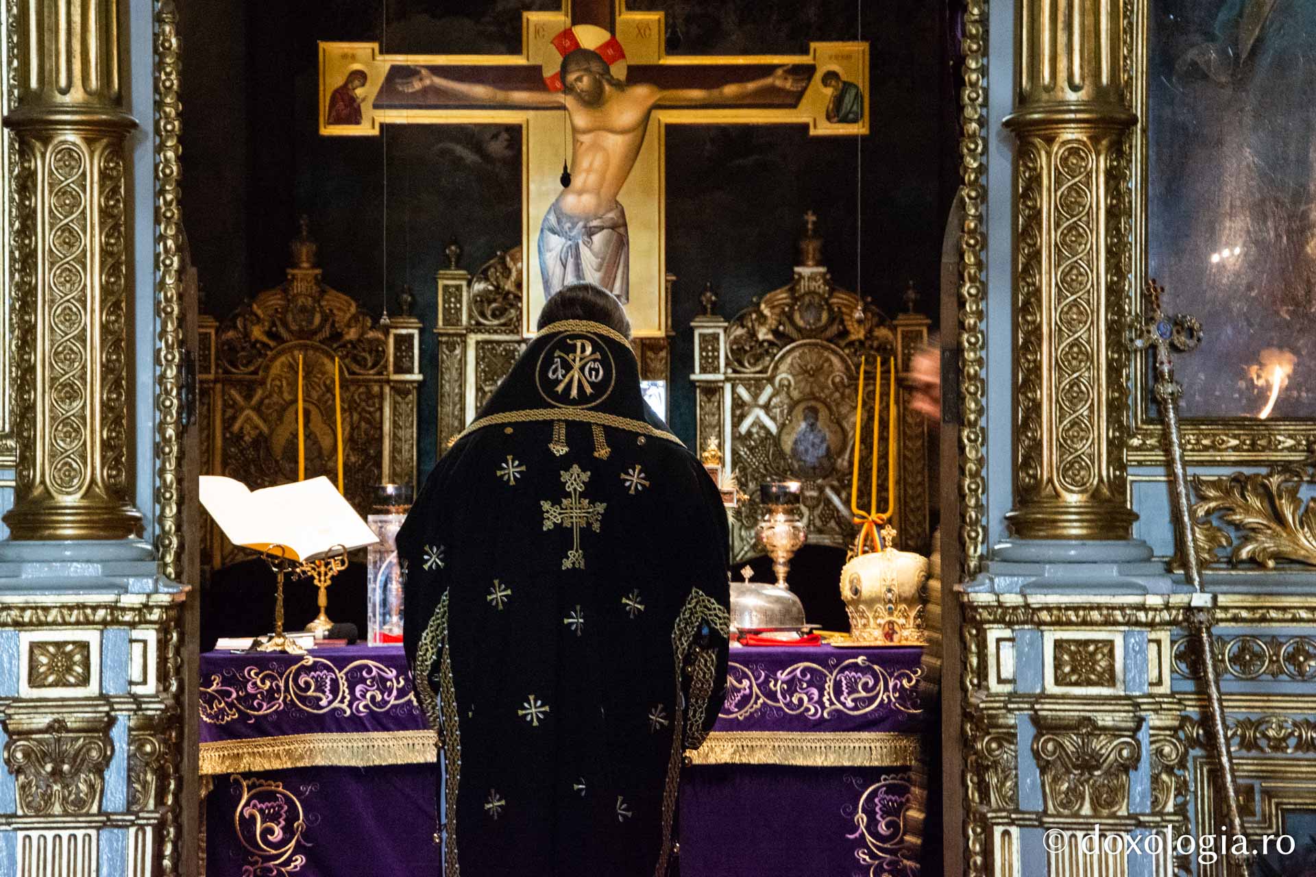 PS Nichifor, la Catedrala Mitropolitană din Iași: „Putem aduce armonie în lumea aceasta în măsură ce ne îndreptăm pe noi și ne schimbăm”