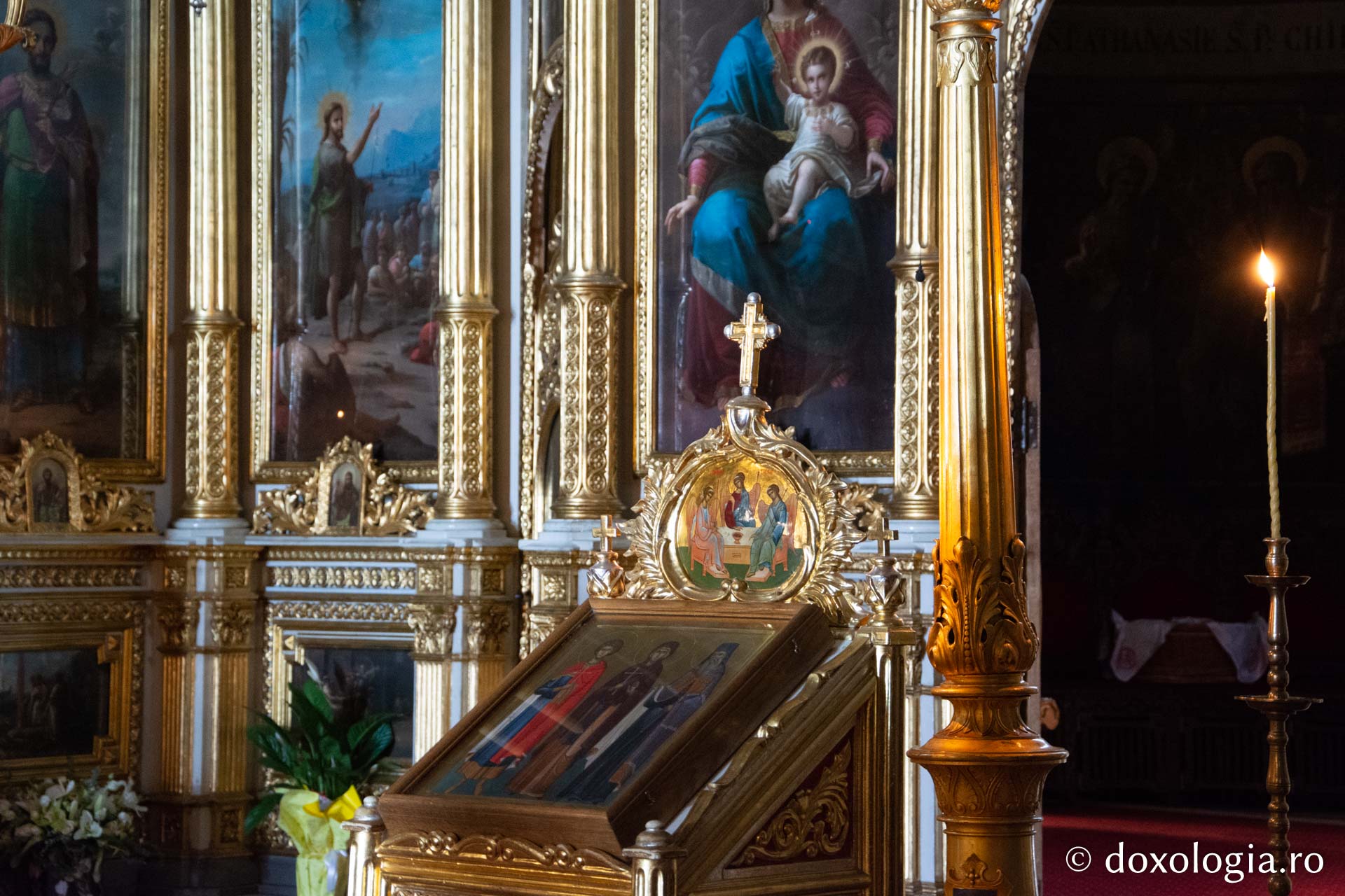 PS Nichifor a săvârșit Liturghia Darurilor la Catedrala Mitropolitană din Iași