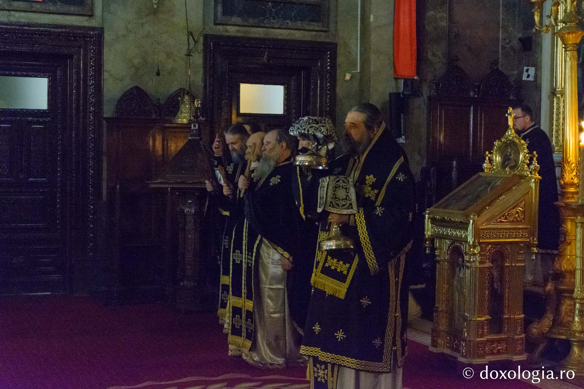 PS Nichifor a săvârșit Liturghia Darurilor la Catedrala Mitropolitană din Iași