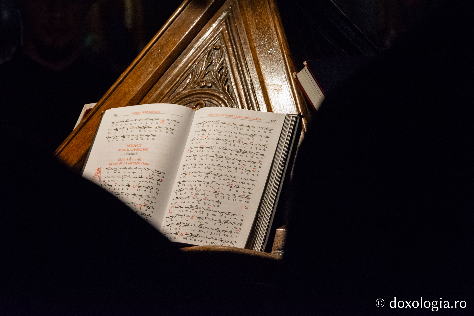 PS Nichifor a săvârșit Liturghia Darurilor la Catedrala Mitropolitană din Iași