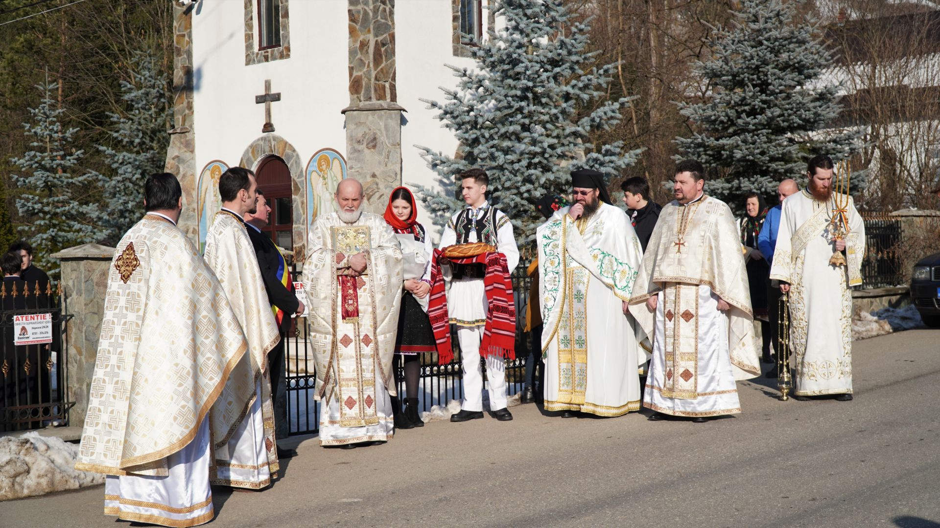 Hirotonie la Parohia Bistra: „Dacă Dumnezeu lucrează în inima omului, ea devine plină de bucurie”