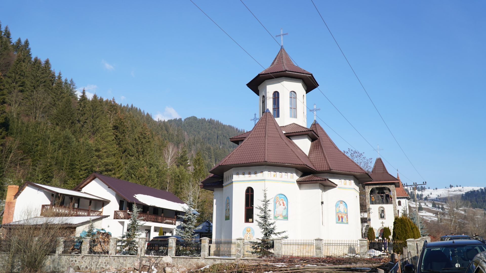 Hirotonie la Parohia Bistra: „Dacă Dumnezeu lucrează în inima omului, ea devine plină de bucurie”