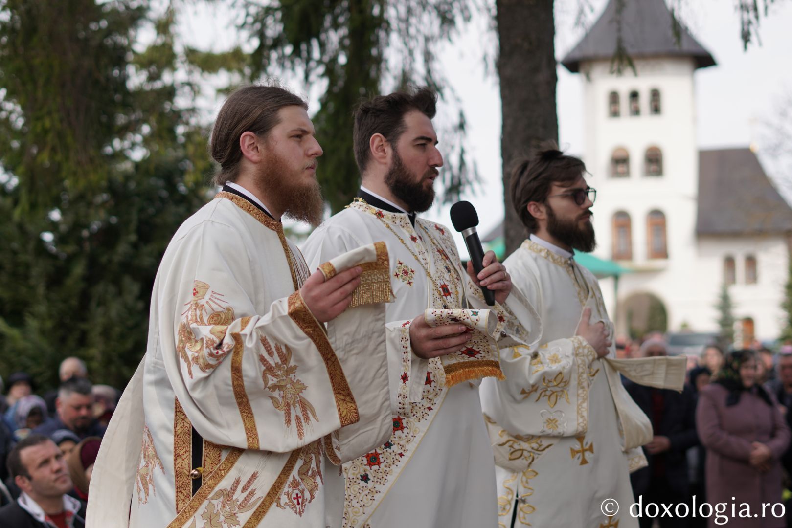 PS Veniamin a slujit de sărbătoarea Bunei Vestiri la Mănăstirea Sihăstria Voronei