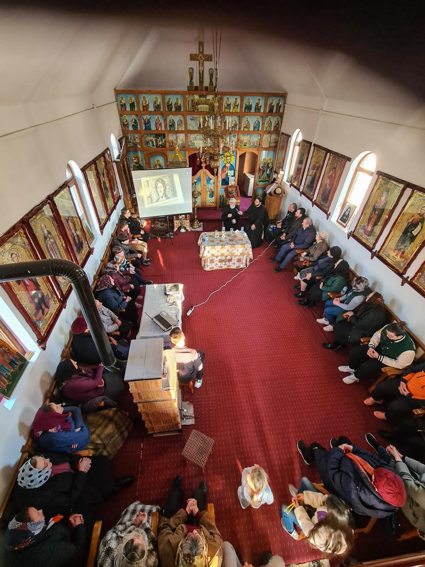 Seară duhovnicească în parohia Adormirea Maicii Domnului, Schitu Duca