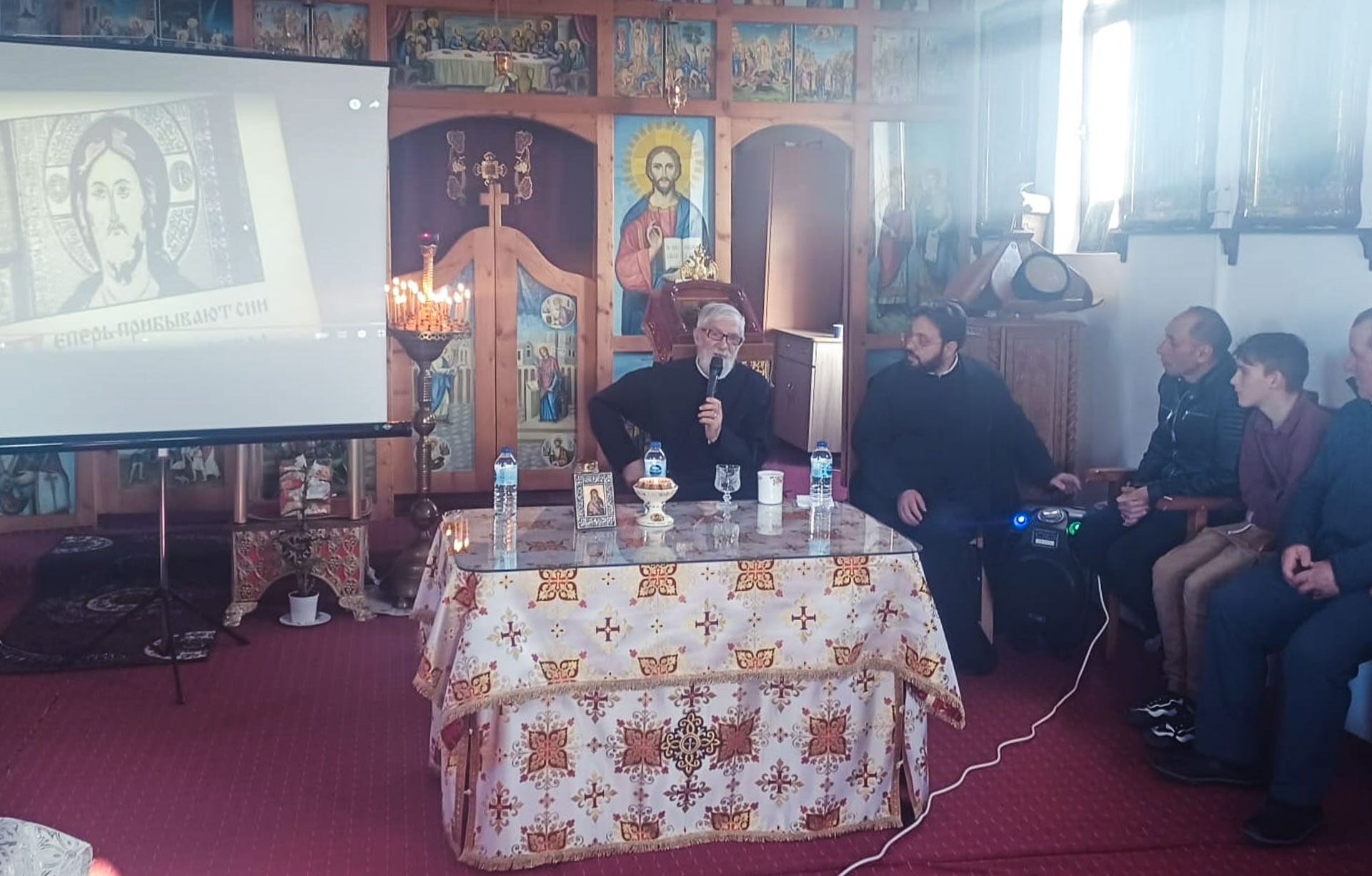 Seară duhovnicească în parohia Adormirea Maicii Domnului, Schitu Duca