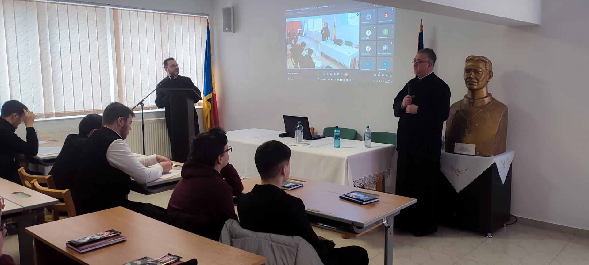 Simpozion județean la Seminarul Teologic „Sfântul Ioan Iacob” din Dorohoi