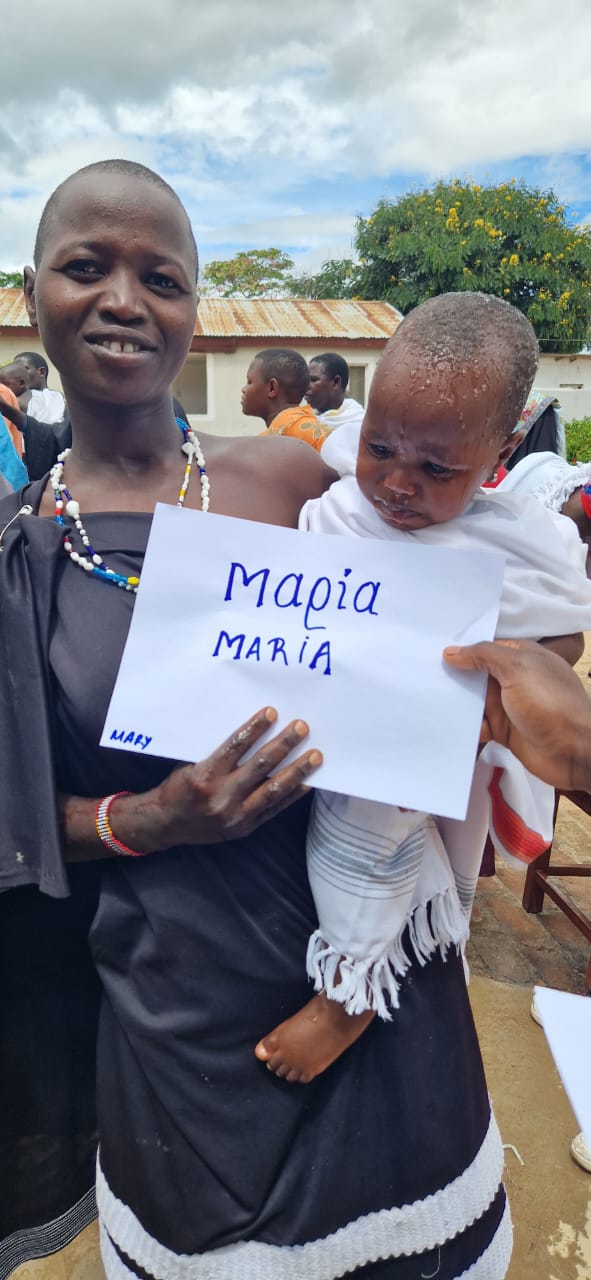 105 botezuri în cadrul Centrului Misionar din Kidamali