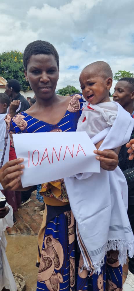 105 botezuri în cadrul Centrului Misionar din Kidamali