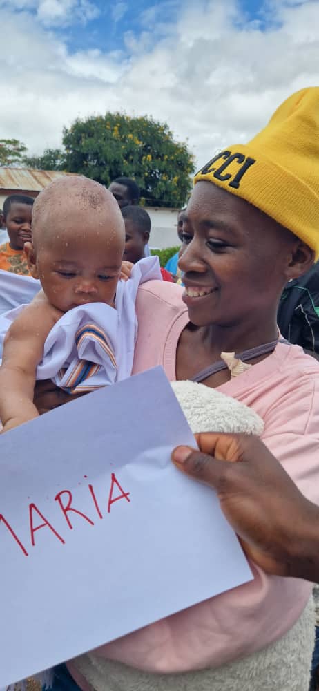 105 botezuri în cadrul Centrului Misionar din Kidamali