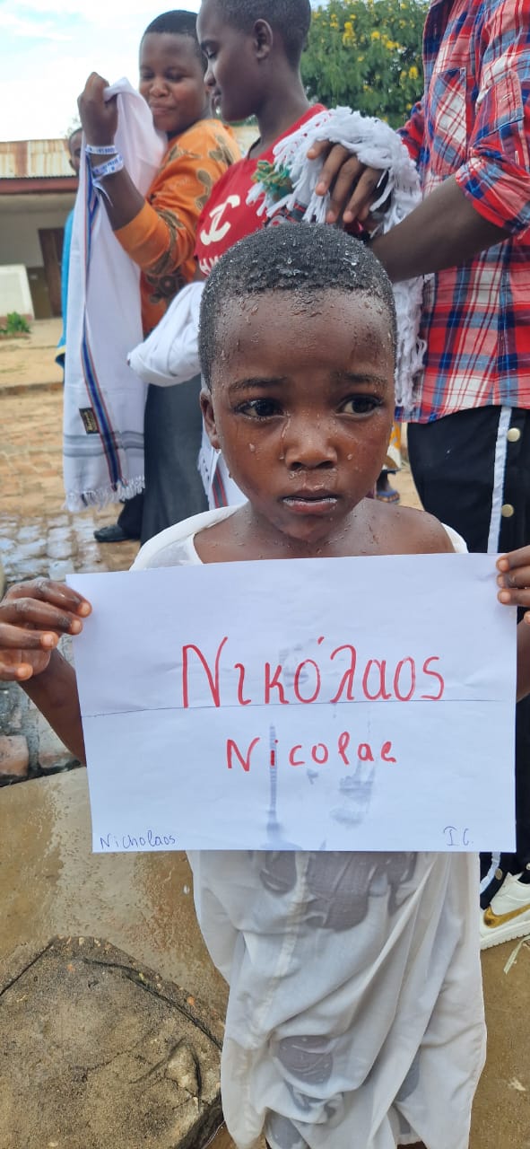 105 botezuri în cadrul Centrului Misionar din Kidamali