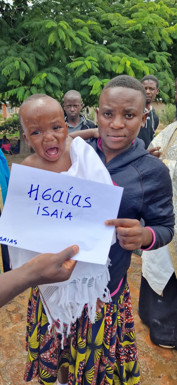 105 botezuri în cadrul Centrului Misionar din Kidamali