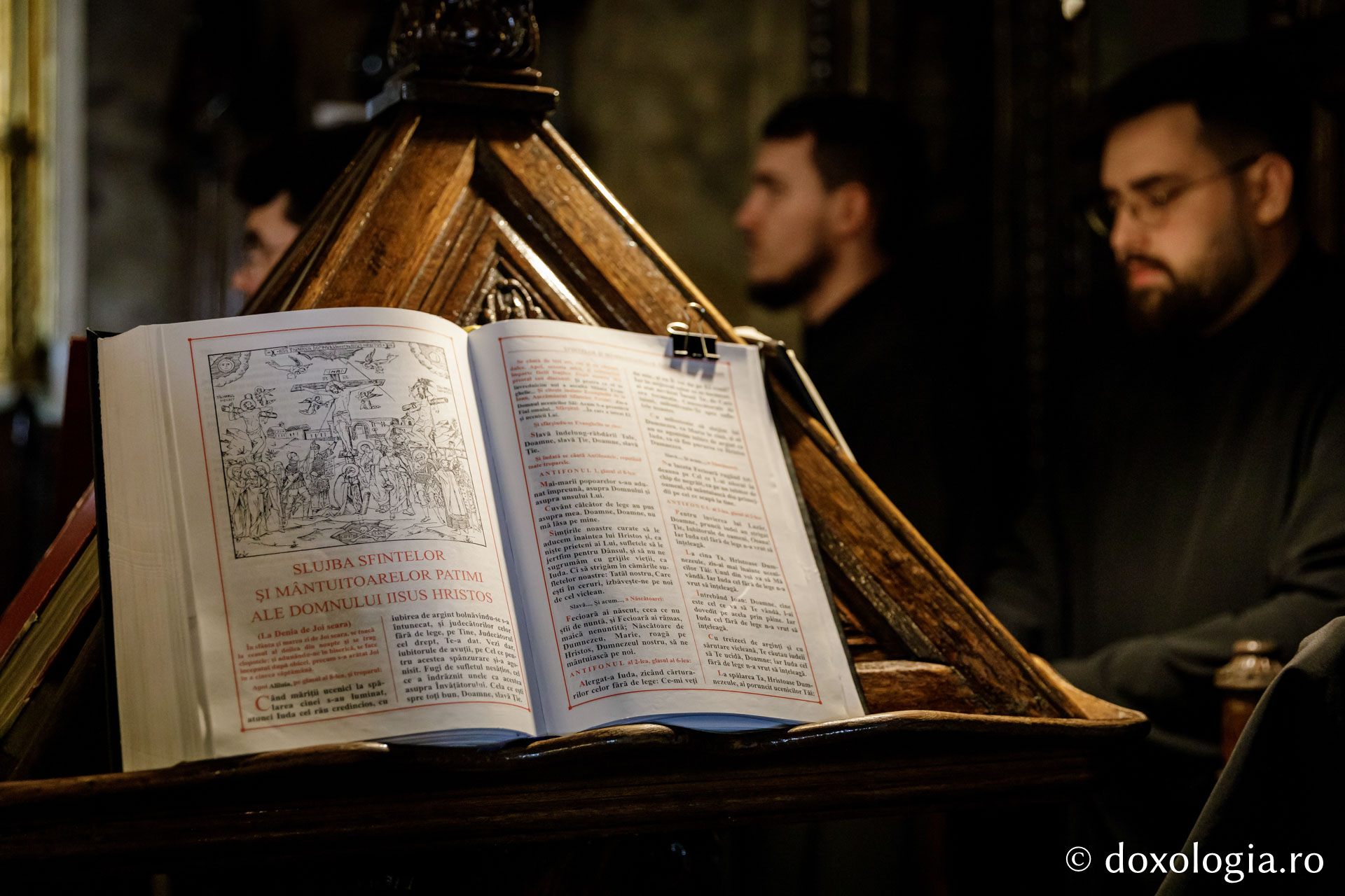 Denia celor 12 Evanghelii, la Catedrala Mitropolitană din Iași