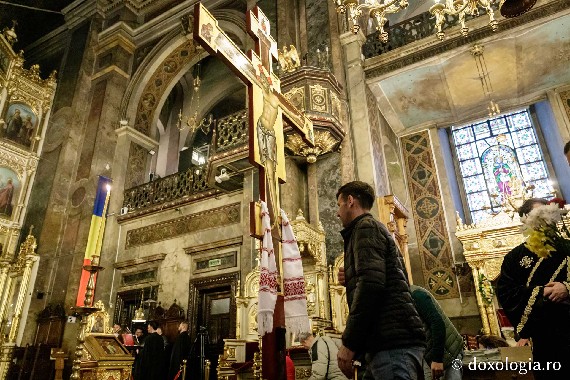 Denia celor 12 Evanghelii, la Catedrala Mitropolitană din Iași