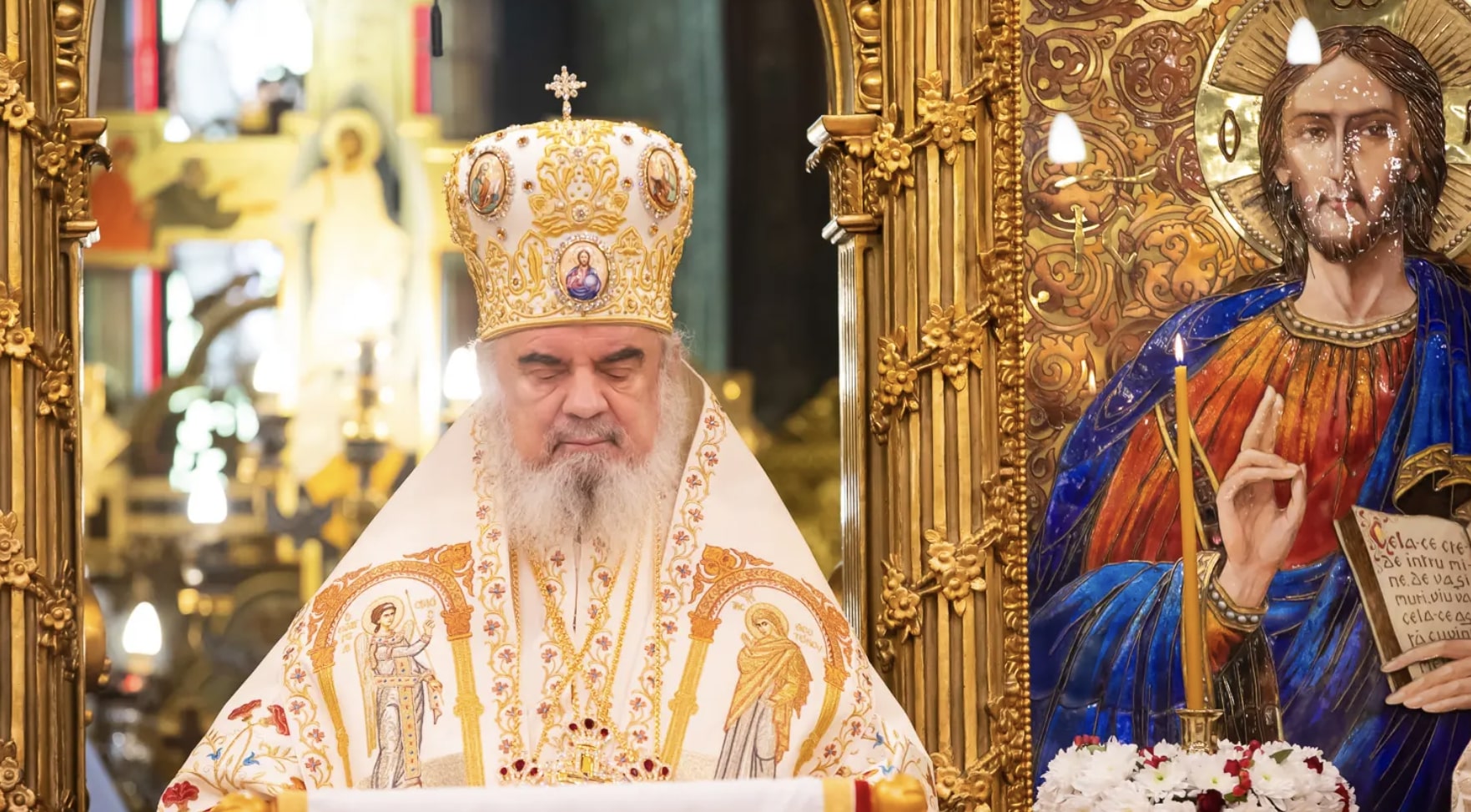Evanghelia în mai multe limbi la a Doua Înviere: Domnul transmite popoarelor taina iertării, spune Patriarhul Daniel