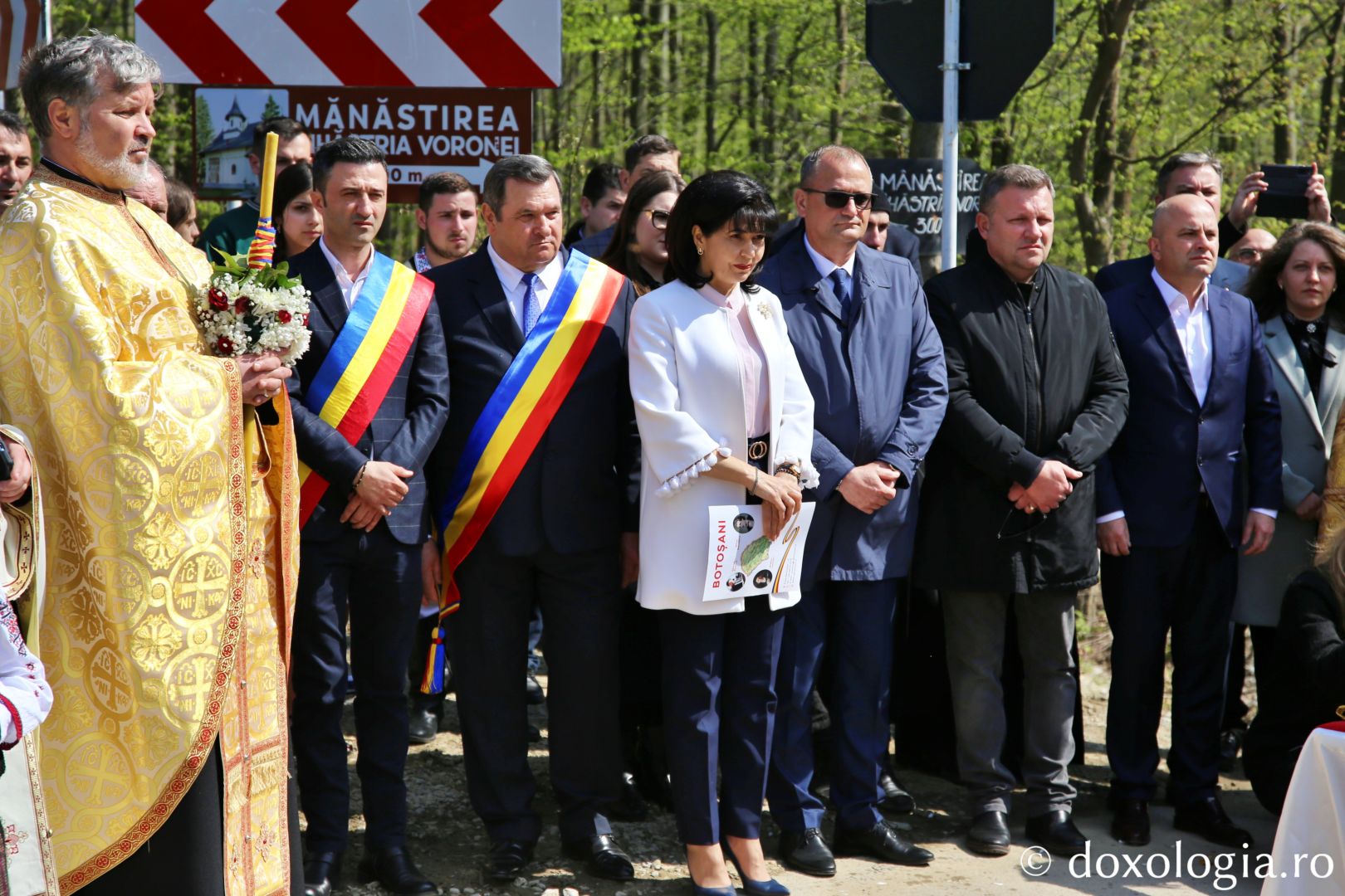 Sărbătoare la Botoșani: Binecuvântarea Izvorului Tămăduirii la Mănăstirea Zosin