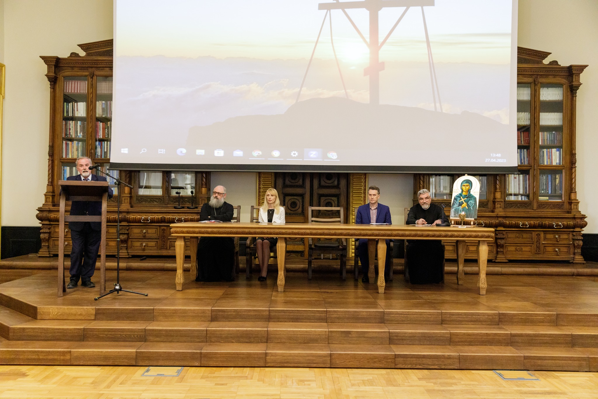 La Iași are loc Simpozionul Național Studențesc „Colloquium Antiquitatis”