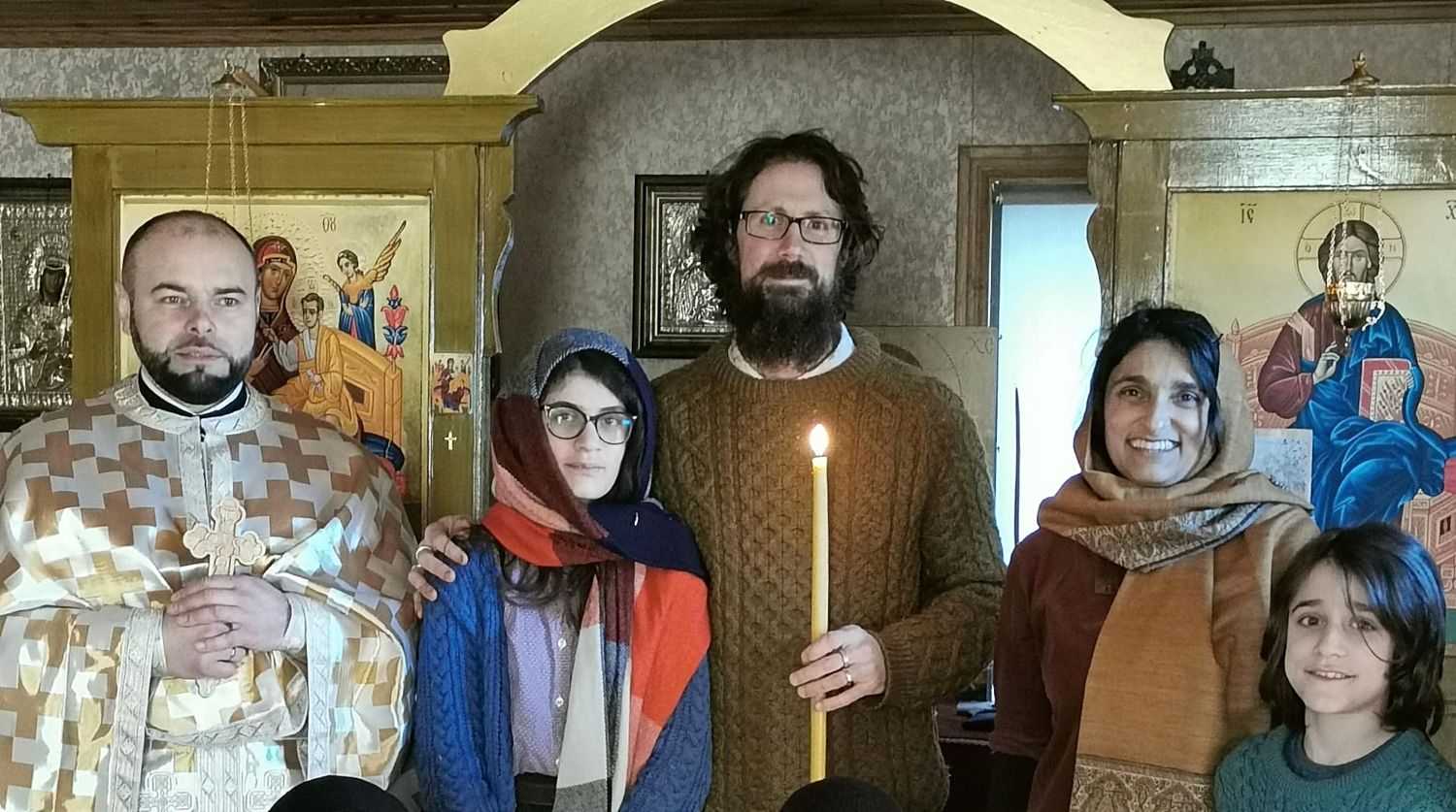 Ce a găsit în Ortodoxie scriitorul Paul Kingsnorth. „Budismul este o practică puternică, dar îi lipsește ceva: Dumnezeu”