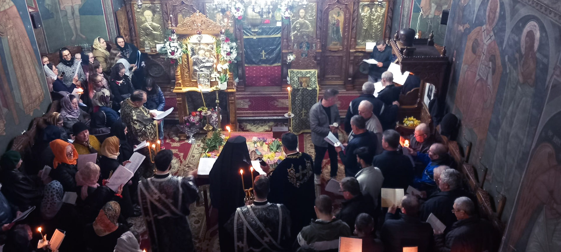 PS Nichifor a slujit Denia Prohodului Domnului la Parohia „Sfinții Arhangheli Mihail și Gavriil” din Pașcani